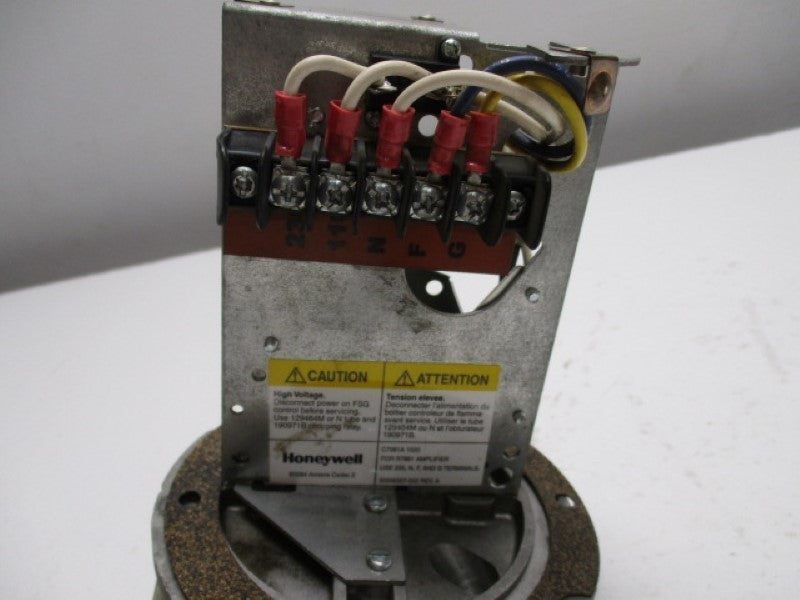 HONEYWELL C7061A1020  UNMP
