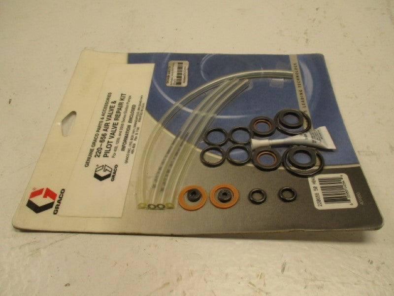 GRACO 220-656 AIR VALVE & PILOT VALVE REPAIR KIT * NEW IN ORIGINAL PACKAGE *