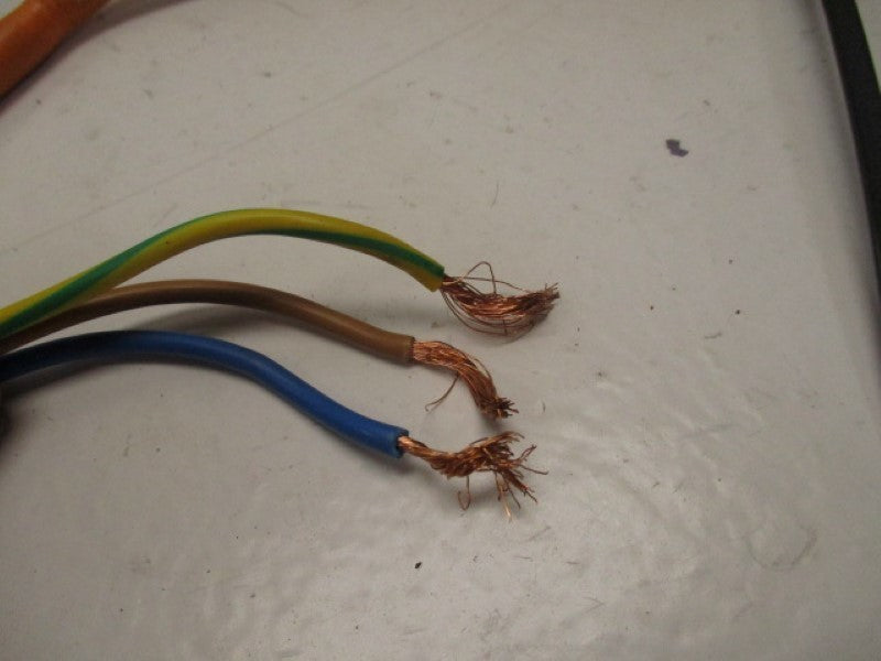 CLIPSAL 56P310 10A 250VAC PLUG WITH CABLE  UNMP