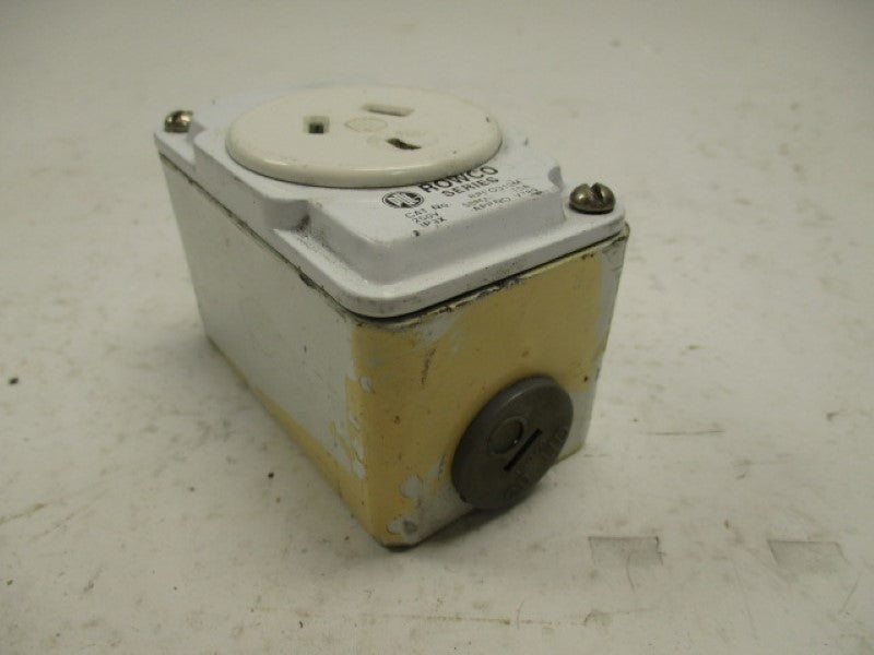 ROWCO RPS0310M OUTLET RECEPTACLE 10A 250VAC   UNMP