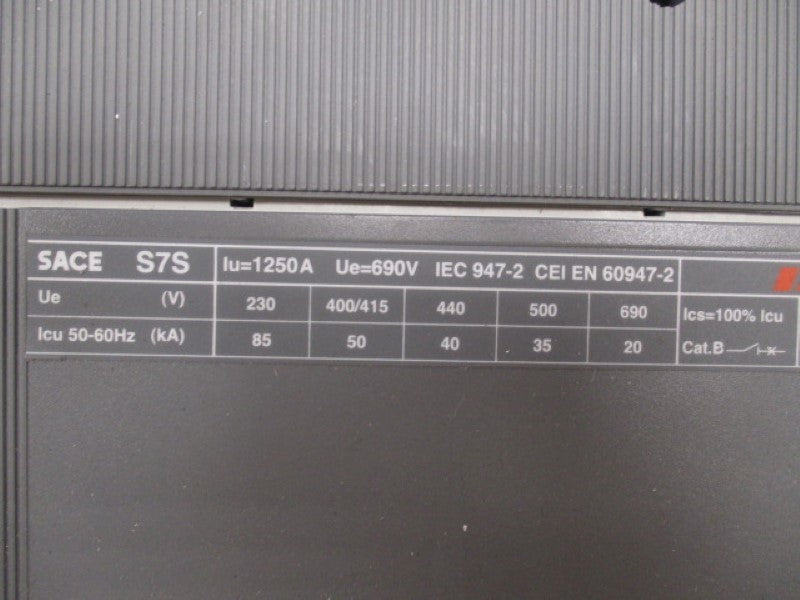 ABB SACEE-PR211 AM81004978 CIRCUIT BREAKER 1000A  NSNP