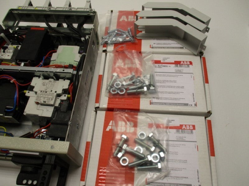 SCHNEIDER ELECTRIC COMPACT NS GCRNS6301600CB AUTOMATIC SWITCH NSMP