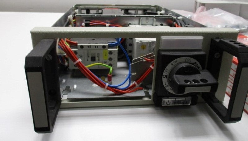 SCHNEIDER ELECTRIC COMPACT NS GCRNS6301600CB AUTOMATIC SWITCH NSMP