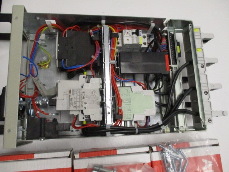 SCHNEIDER ELECTRIC COMPACT NS GCRNS6301600CB AUTOMATIC SWITCH NSMP