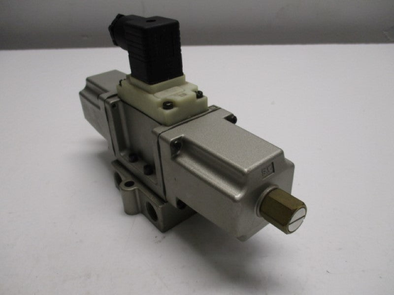 SMC VS4220 SOLENOID VALVE 110-130VAC  NSNP
