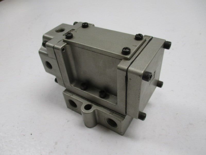 SMC VSA4120 AIR OPERATED VALVE  NSNP