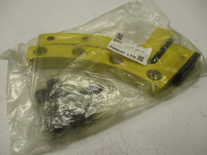 FANUC A05B-1324-J032 * NEW IN FACTORY BAG *
