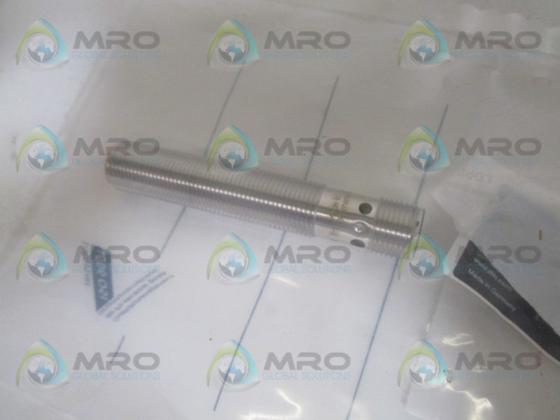 IFM EFECTOR IFS208 INDUCTIVE PROXIMITY SENSOR  * NEW IN FACTORY BAG *