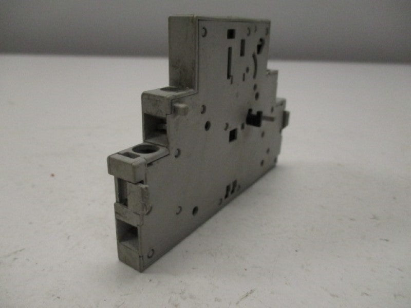 ALLEN BRADLEY 140M-C-A-SA11 AUXILIARY CONTACT SER. A 10A *USED *