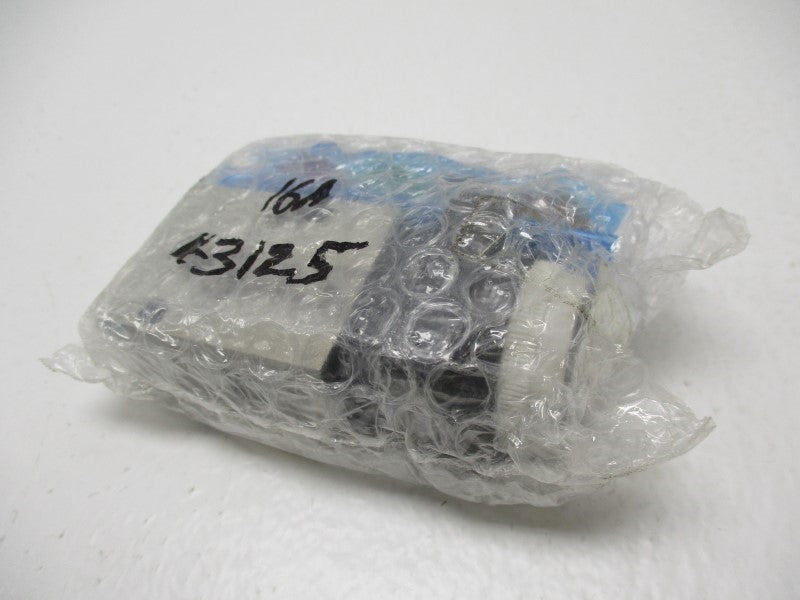 SMC VM230-02-33 * NEW IN FACTORY BAG *