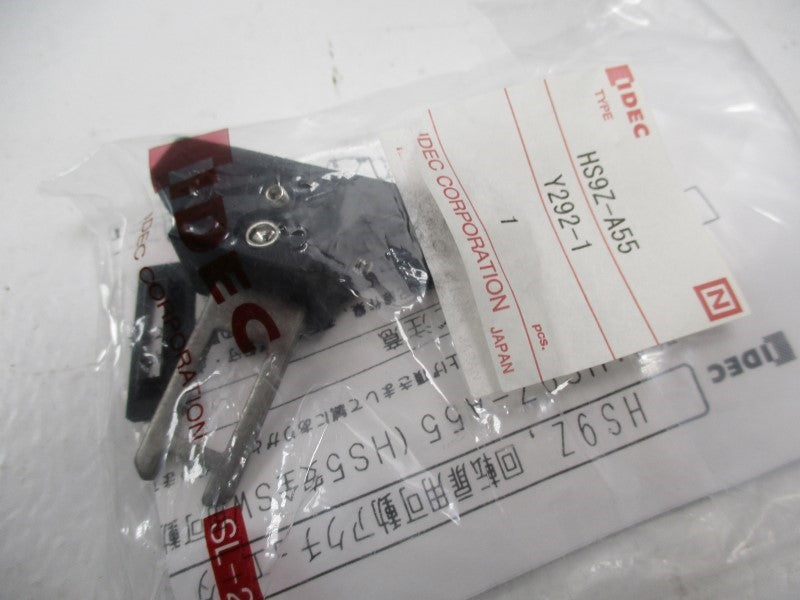 IDEC HS9Z-A55 * NEW IN FACTORY BAG *