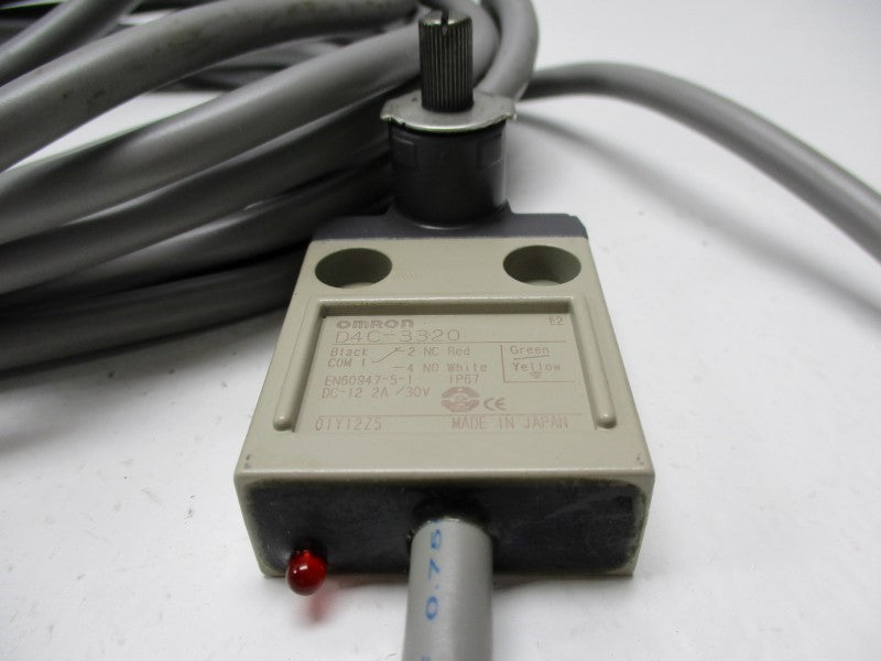 OMRON D4C-3320 UNMP