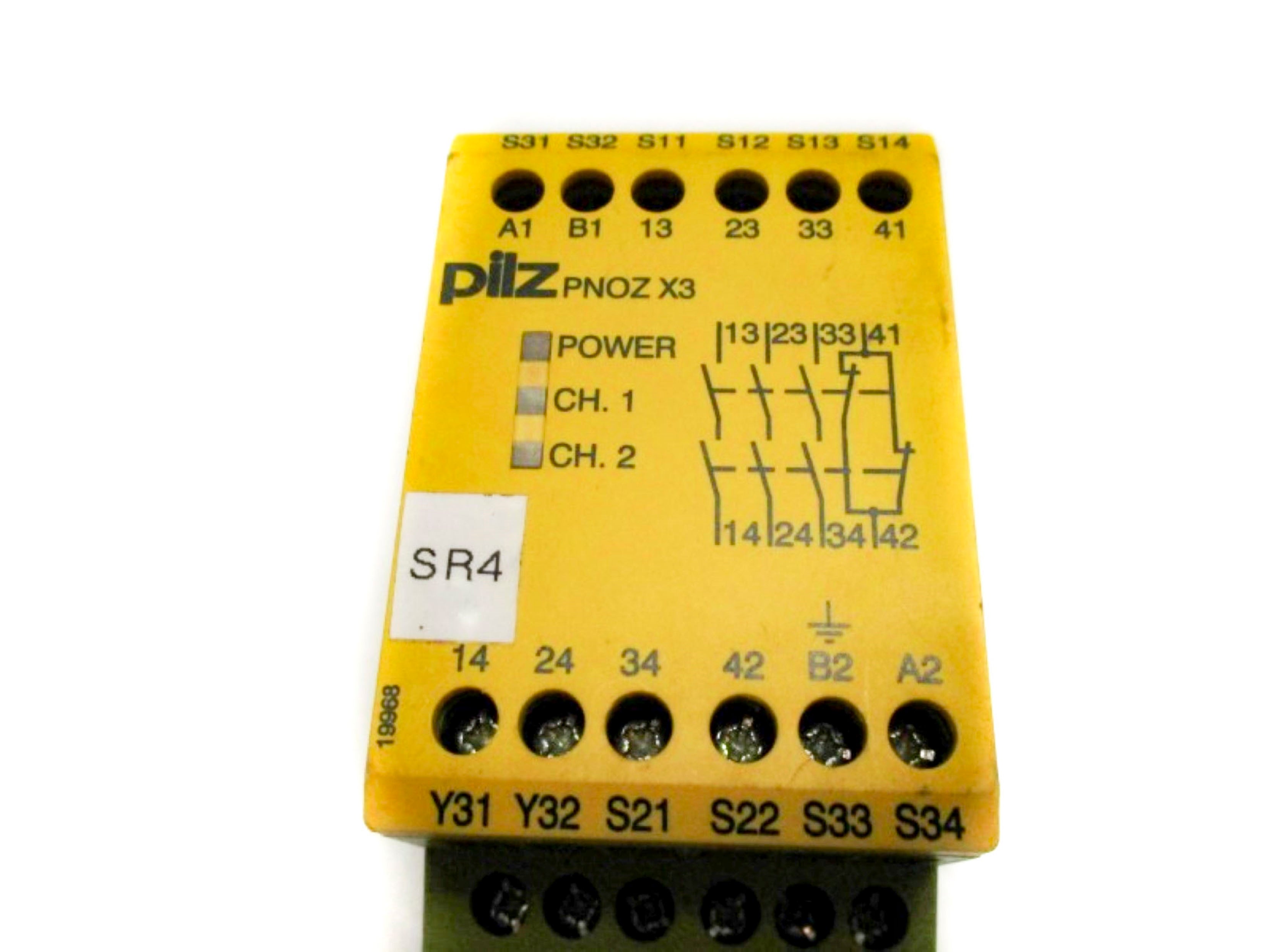 PILZ PNOZ-X3-24VAC-24VDC-3N/O-1N/C-1SO 774310 24VAC/DC UNMP