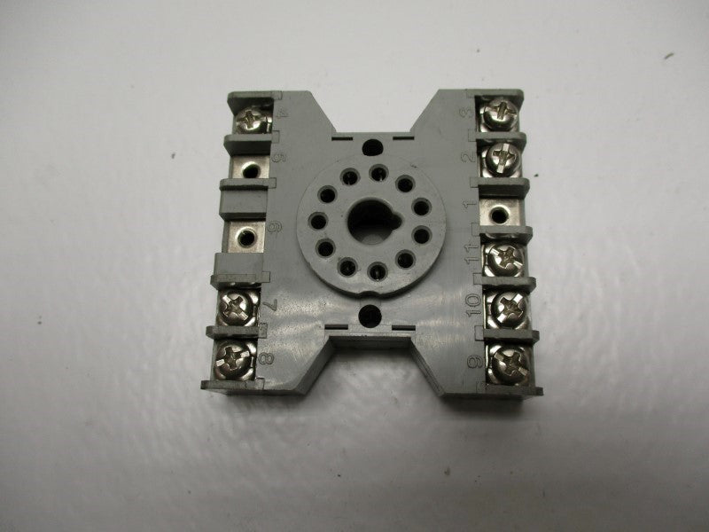IDEC SR3P-06 UNMP