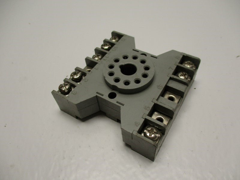 IDEC SR3P-06 UNMP