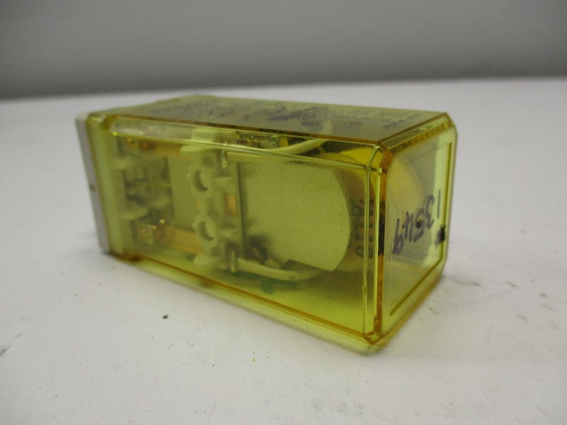 IDEC RR2KP-U RELAY 110VAC UNMP