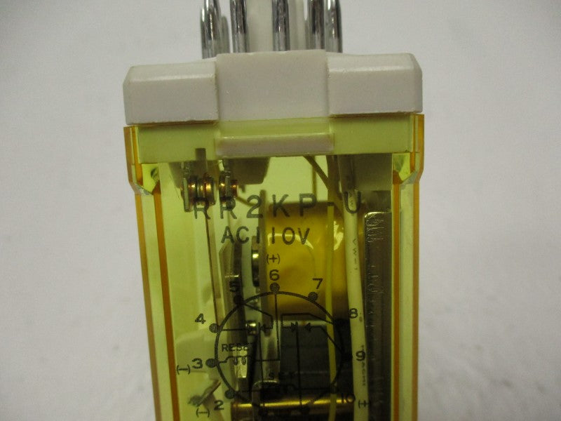 IDEC RR2KP-U RELAY 110VAC NSNP