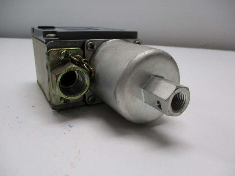 SQUARE D 9012ACW-4 NSNP