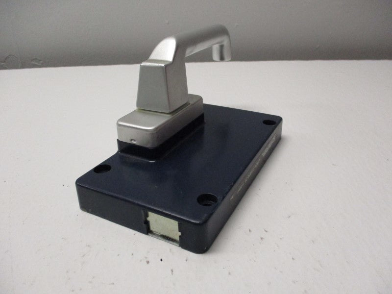 SCHMERSAL AZ/AZM415-B30-05 UNMP