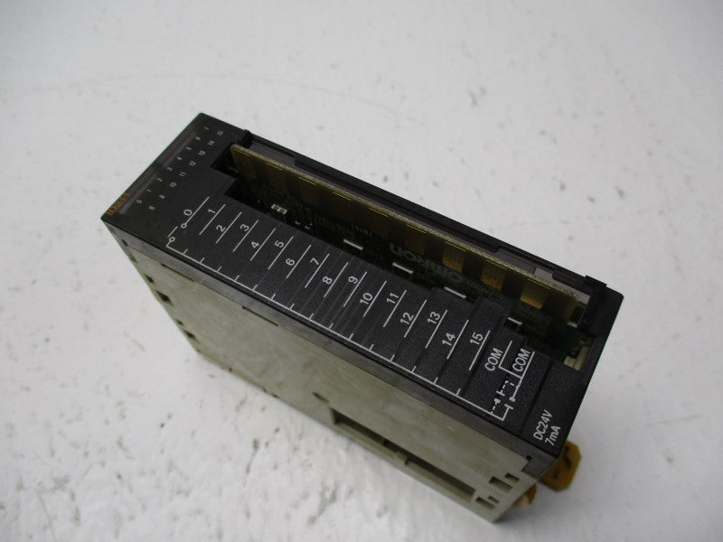 OMRON CJ1W-ID211 UNMP
