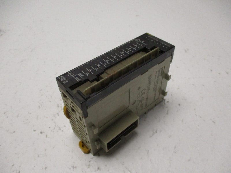 OMRON CJ1W-OC211 UNMP