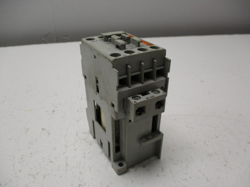 SPRECHER+SCHUH CS7C-22E 24VDC NSNP