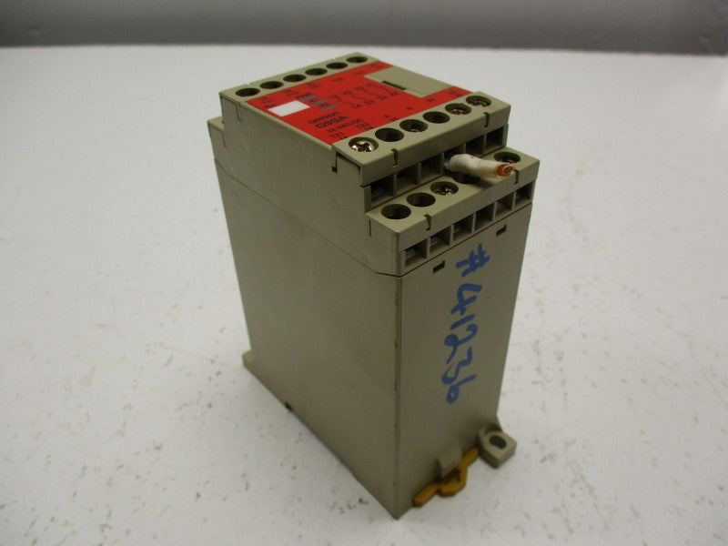 OMRON G9SA-301 24VAC/DC UNMP