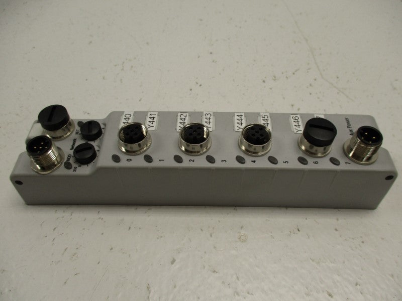 ALLEN BRADLEY 1732D-OB8EM12 SER. A F/W. 1.010 NSNP