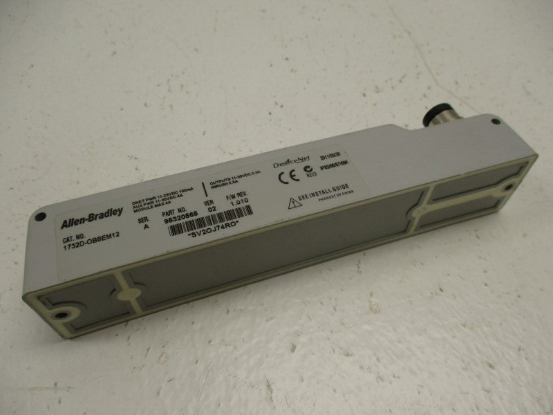 ALLEN BRADLEY 1732D-OB8EM12 SER. A F/W. 1.010 NSNP