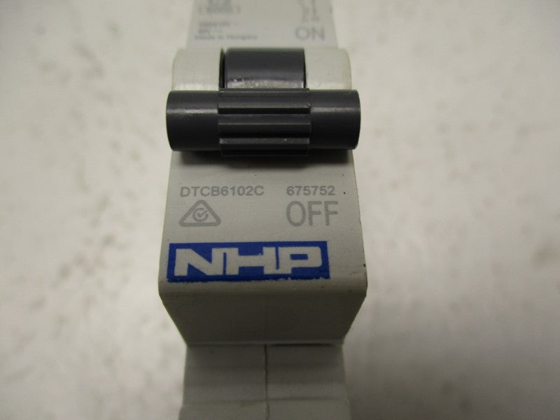 NHP DTCB6102C 675752 2A 240/415V NSNP