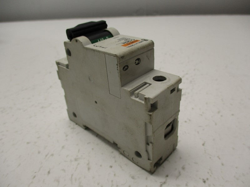 MERLIN GERIN 18440 C120H-C20 20A 240/415V UNMP