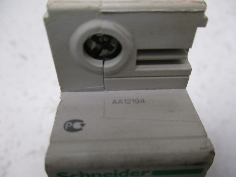 SCHNEIDER ELECTRIC 18439 C120H-C16 16A 230/415V NSNP