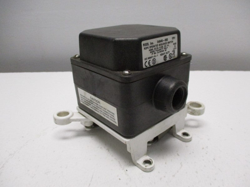 REES 04945-000 UNMP