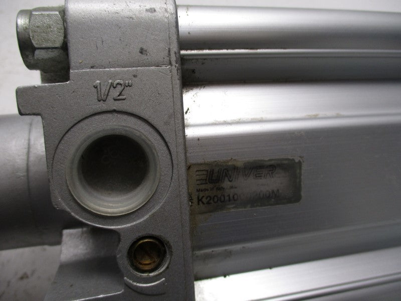 UNIVER K2001000200M (AS PICTURED) NSNP