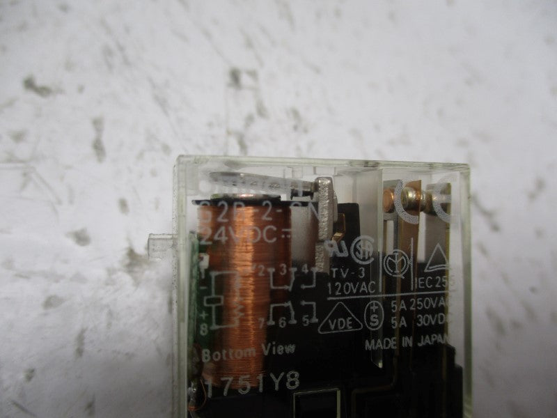 OMRON G2R-2-SN 24VDC UNMP