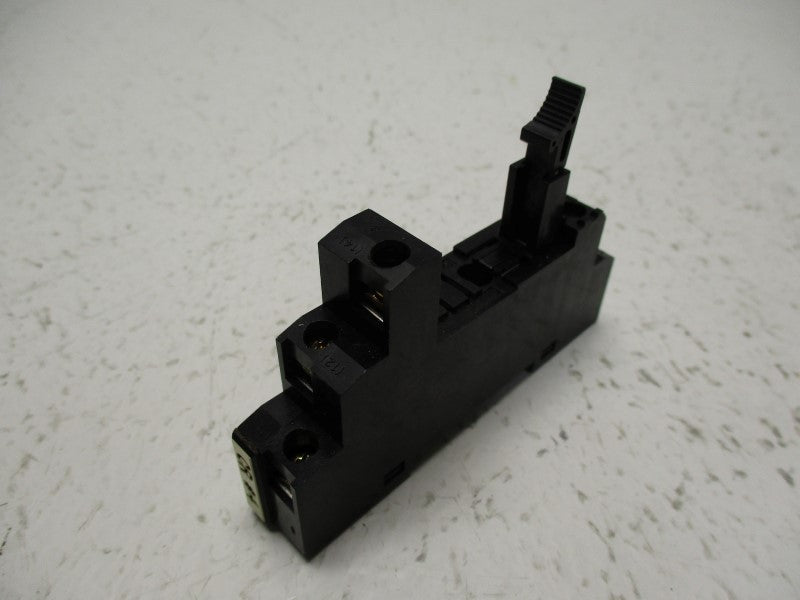 ALLEN BRADLEY 700-HN121 SER.A UNMP
