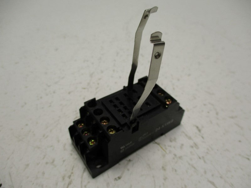 OMRON PYF14A-E 250VAC 5A UNMP