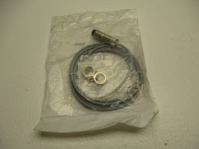 ALLEN BRADLEY 872C-A10N18-A2 SER. B 20-250VAC 10M NSMP