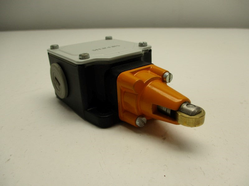 SIEMENS 3SE3100-0D NSMP
