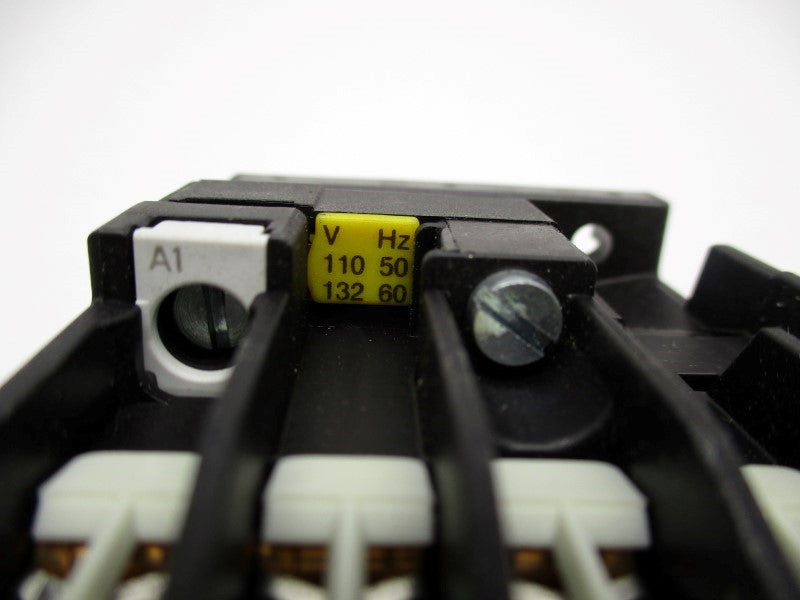 SIEMENS 3TH4382-0AF0 110/132V NSMP