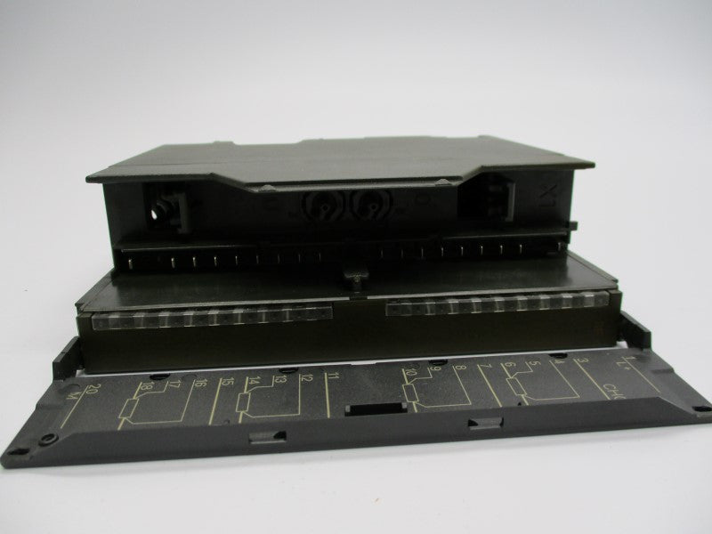 SIEMENS 6ES7332-5HD01-0AB0 UNMP
