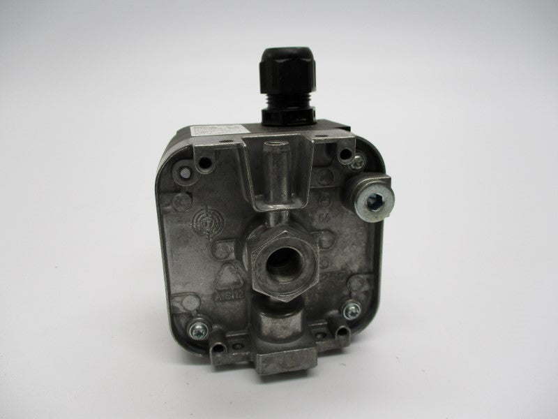 KROM SCHRADER  DG6U-3 84447250 NSNP