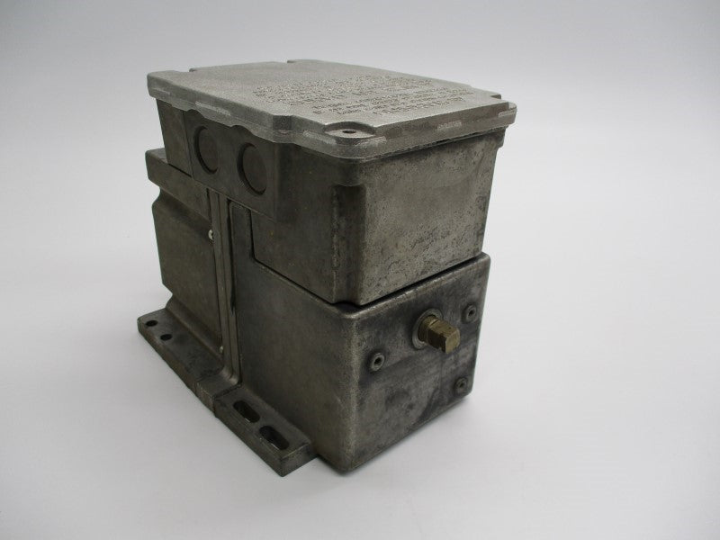 HONEYWELL M9185D1004 24V UNMP