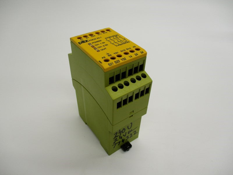 PILZ PNOZX3.1240VAC24VDC3N/O1N/C1SO UNMP