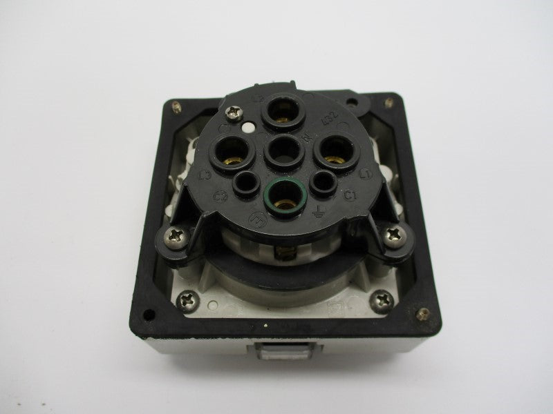 CLIPSAL 56S0432 32A 500V UNMP