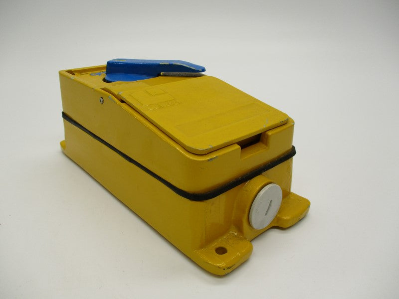 WILCO WMC110 10A 250VAC NSNP