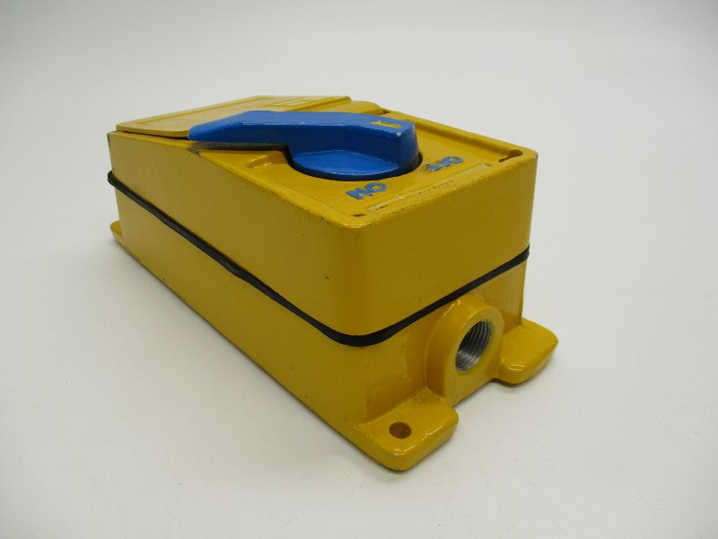 WILCO WMC110 10A 250VAC NSNP