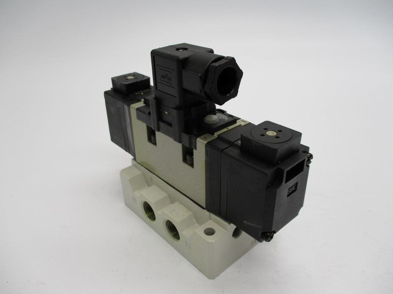 SMC VS7-6-FG-D-9NA03(AC110V) 110VAC NSNP