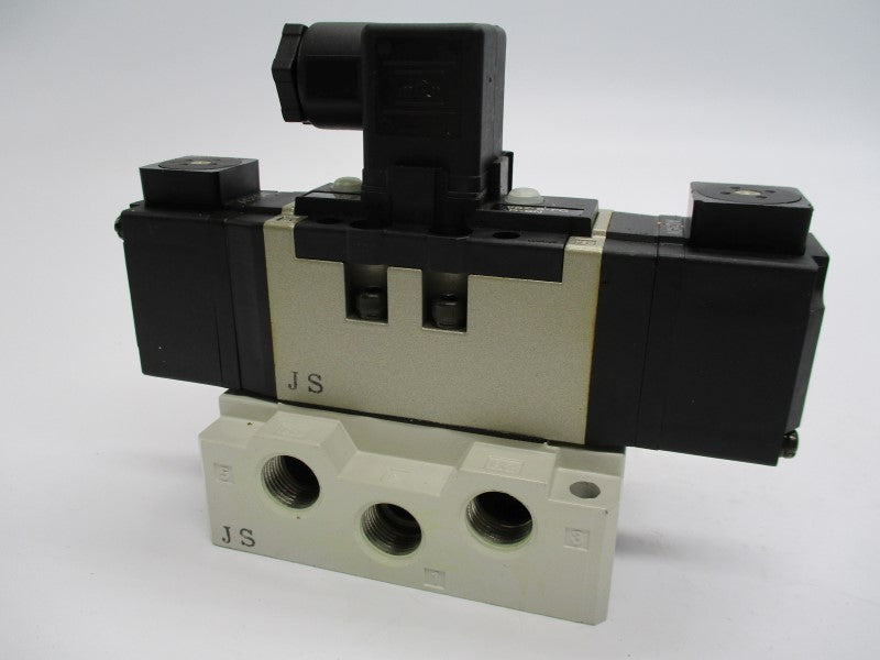 SMC VS7-6-FG-D-9NA03(AC110V) 110VAC NSNP