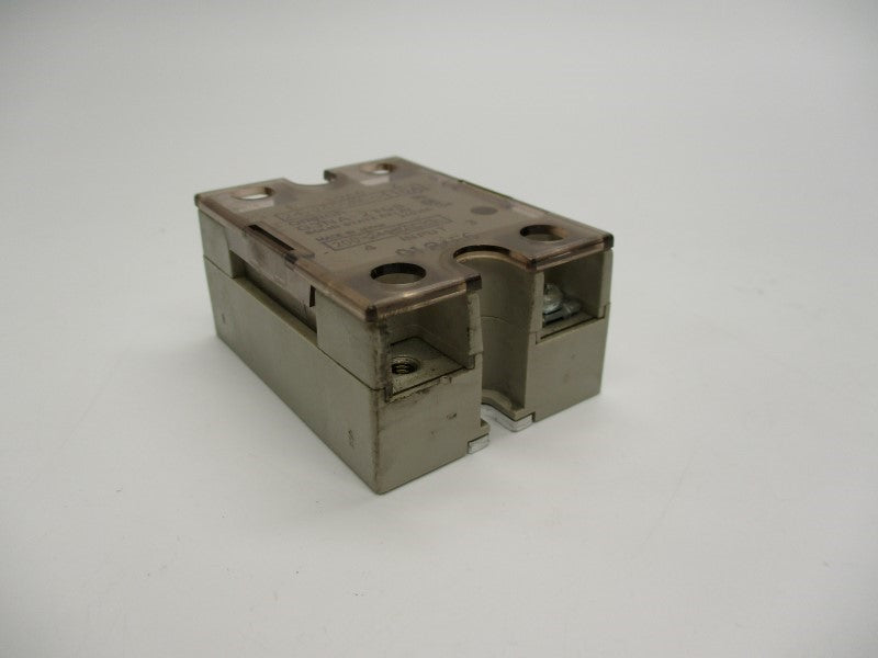 OMRON G3NA-210B 200-240VAC 10A UNMP